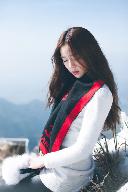 AYX GAMING-法甲：里昂3-2逆转图卢兹，队伍稳步取得关键胜利，里昂 法甲