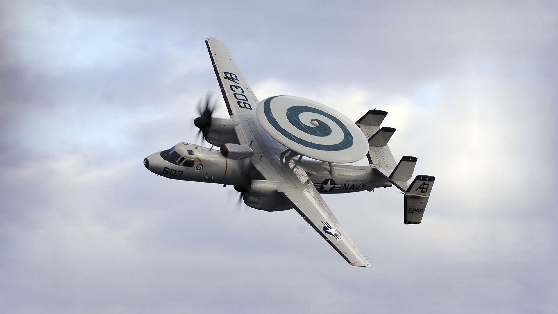 爱游戏体育-亚洲游泳锦标赛开幕 中国选手首日三金,亚洲游泳冠军名单