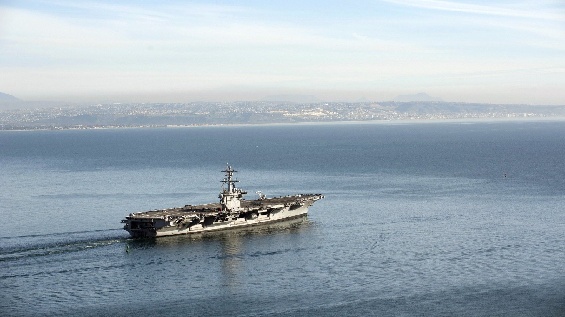 爱游戏娱乐网址-恩多比·恩乔:他以精准的踢球与出色的战术视野成为南非进攻核心